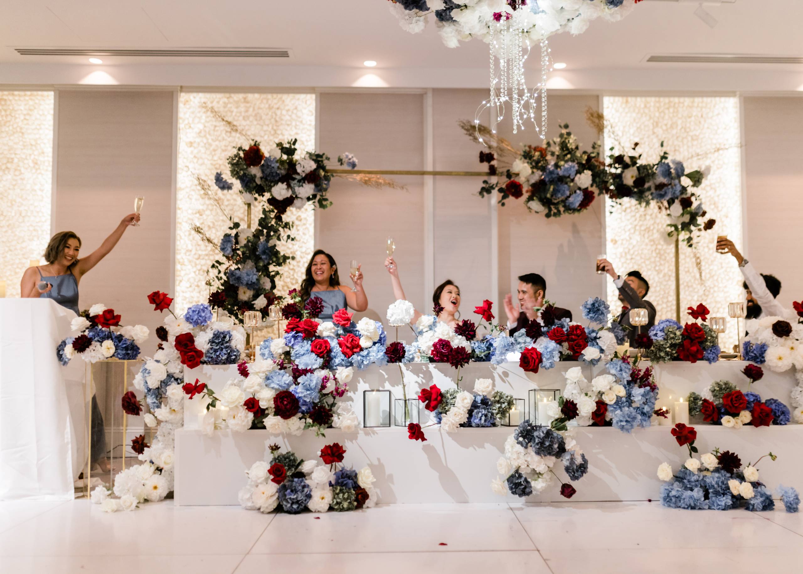 bridal table decor